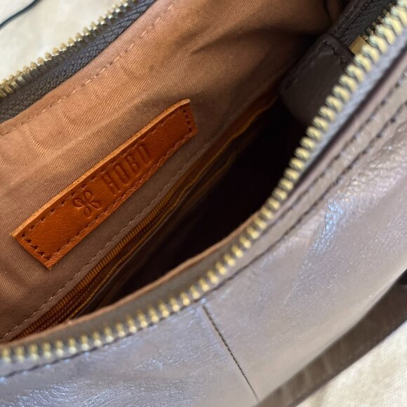 Hobo International Grey Leather Bellamy Med Bohemian Crossbody Bag - Picture 10 of 12